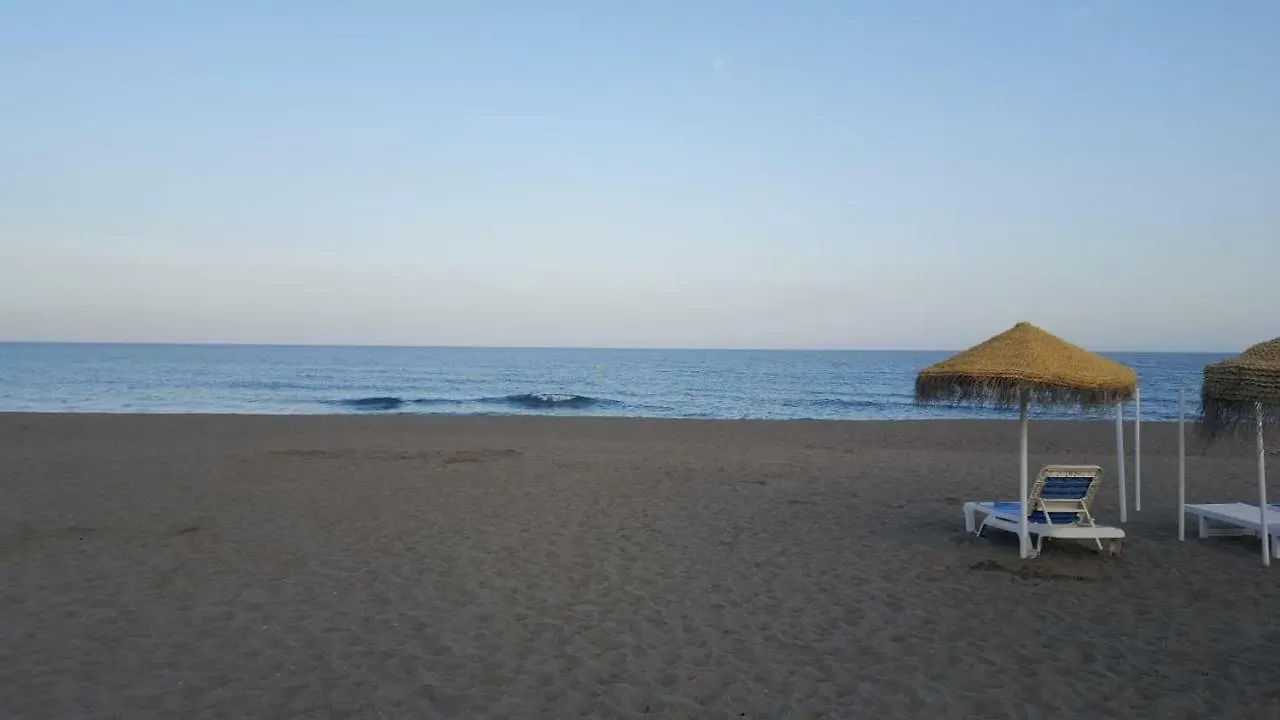Las Plumas Beach Torremolinos Apartment
